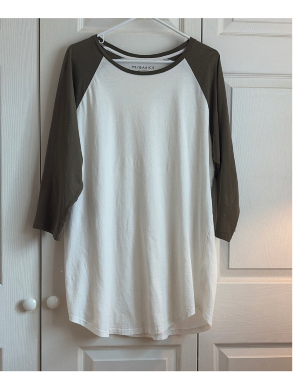 PacSun PS/Basics Baseball Tee Large White Olive Green